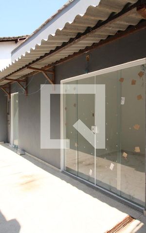Casa de condomínio à venda com 500m², 4 quartos e 2 vagasFundos