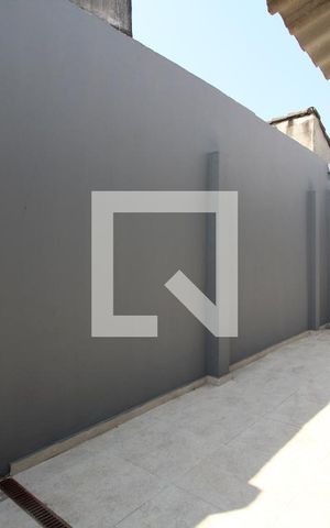 Casa de condomínio à venda com 500m², 4 quartos e 2 vagasFundos