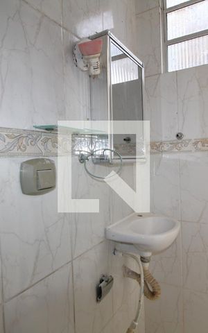 Casa de condomínio à venda com 500m², 4 quartos e 2 vagasQuarto 3 - Banheiro da Suíte