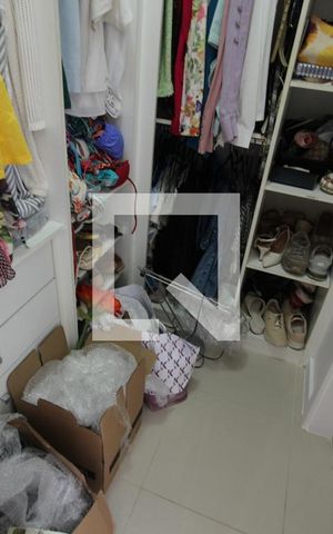Apartamento à venda com 76m², 2 quartos e 1 vagaQuarto 2 - Closet da Suíte
