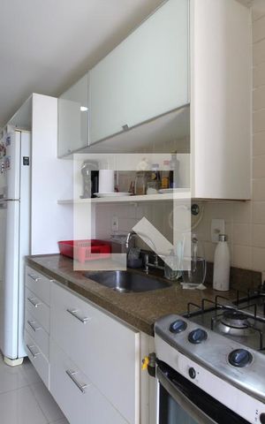 Apartamento à venda com 76m², 2 quartos e 1 vagaCozinha