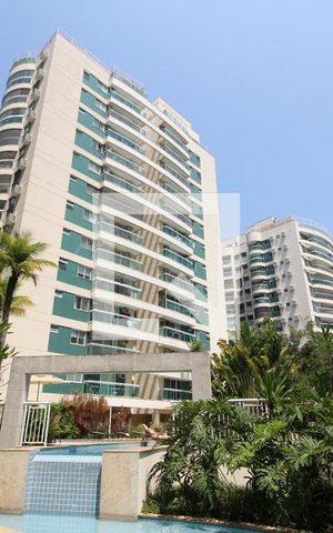 Apartamento à venda com 76m², 2 quartos e 1 vagaFachada