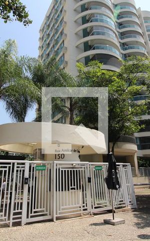 Apartamento à venda com 76m², 2 quartos e 1 vagaFachada