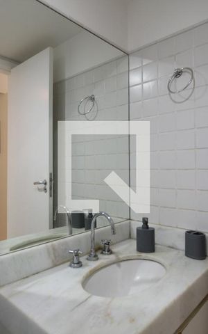 Apartamento à venda com 76m², 2 quartos e 1 vagaBanheiro Social