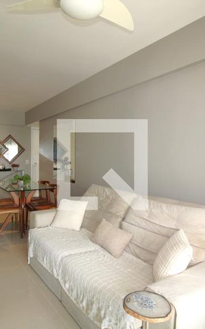 Apartamento à venda com 76m², 2 quartos e 1 vagaSala