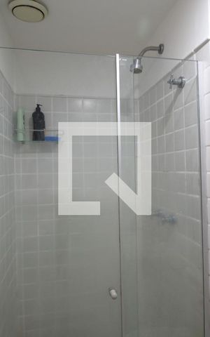 Apartamento à venda com 76m², 2 quartos e 1 vagaBanheiro Social