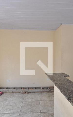 Casa para alugar com 80m², 2 quartos e sem vagaSala