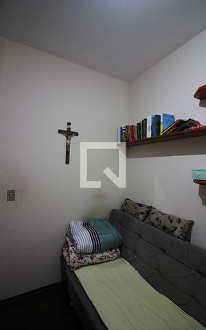 Casa de condomínio à venda com 105m², 3 quartos e 2 vagasQuarto 2