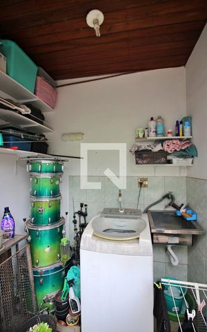 Casa de condomínio à venda com 105m², 3 quartos e 2 vagasÁrea de Serviço