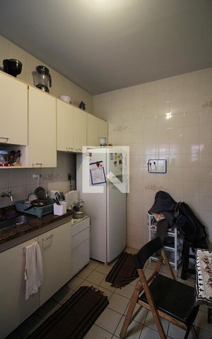 Casa de condomínio à venda com 105m², 3 quartos e 2 vagasCozinha 