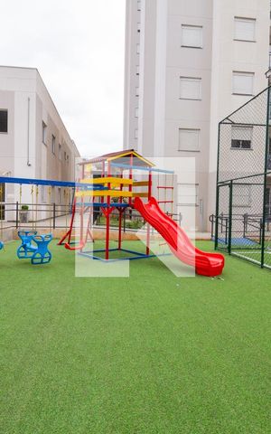 Apartamento à venda com 41m², 2 quartos e sem vaga Apartamento à venda com 41m², 2 quartos e sem vagaÁrea comum - Playground