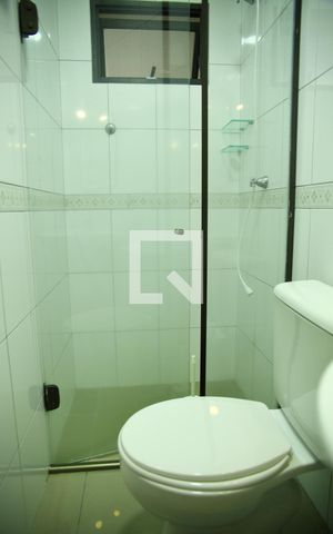 Apartamento à venda com 124m², 4 quartos e 2 vagasBanheiro Quarto 2