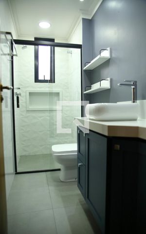 Apartamento à venda com 124m², 4 quartos e 2 vagasBanheiro social 