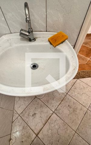 Casa à venda com 164m², 3 quartos e 3 vagas Casa à venda com 164m², 3 quartos e 3 vagasBanheiro