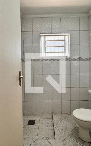 Casa à venda com 164m², 3 quartos e 3 vagas Casa à venda com 164m², 3 quartos e 3 vagasBanheiro