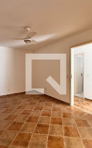 Casa à venda com 164m², 3 quartos e 3 vagas Casa à venda com 164m², 3 quartos e 3 vagasQuarto 2