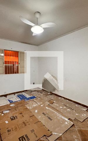 Casa à venda com 164m², 3 quartos e 3 vagas Casa à venda com 164m², 3 quartos e 3 vagasQuarto 1