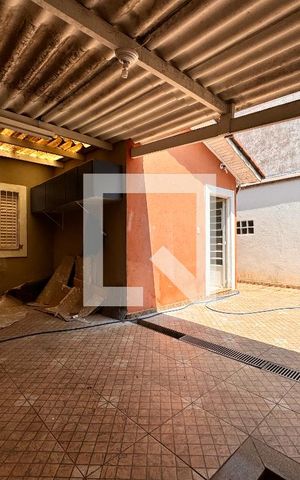 Casa à venda com 164m², 3 quartos e 3 vagas Casa à venda com 164m², 3 quartos e 3 vagasQuintal