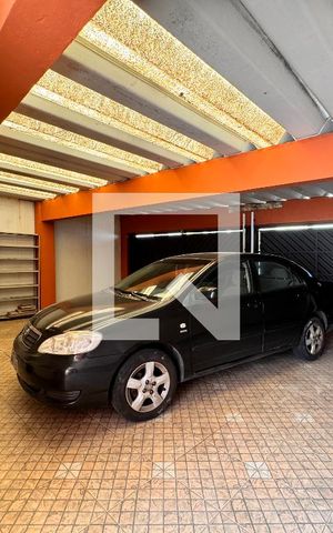 Casa à venda com 164m², 3 quartos e 3 vagas Casa à venda com 164m², 3 quartos e 3 vagasGaragem