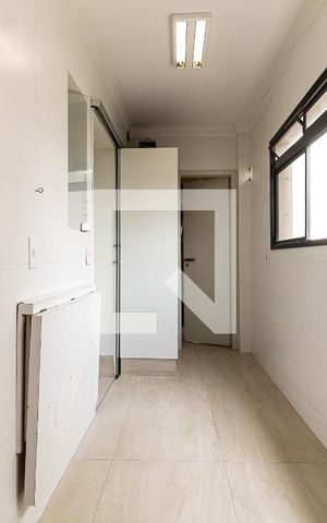 Apartamento à venda com 141m², 3 quartos e 4 vagasLavanderia