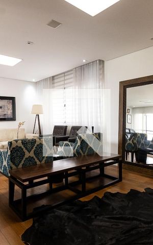 Apartamento à venda com 141m², 3 quartos e 4 vagasSala