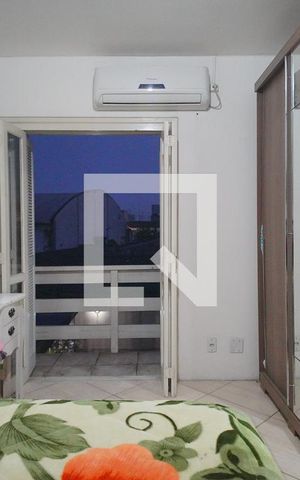 Casa de condomínio à venda com 60m², 2 quartos e 1 vaga Casa de condomínio à venda com 60m², 2 quartos e 1 vagaQuarto 1