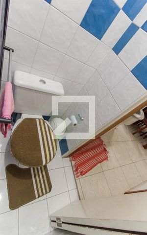 Casa à venda com 120m², 3 quartos e 2 vagasBanheiro