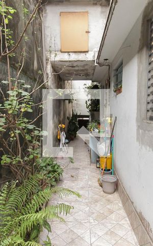 Casa à venda com 120m², 3 quartos e 2 vagasCorredor Externo