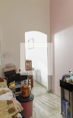 Casa à venda com 120m², 3 quartos e 2 vagasHall