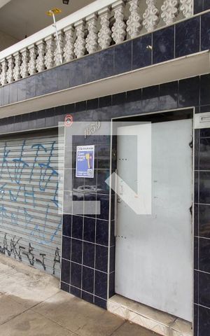 Casa à venda com 120m², 3 quartos e 2 vagasFachada