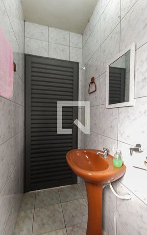 Casa à venda com 120m², 3 quartos e 2 vagasBanheiro de serviço
