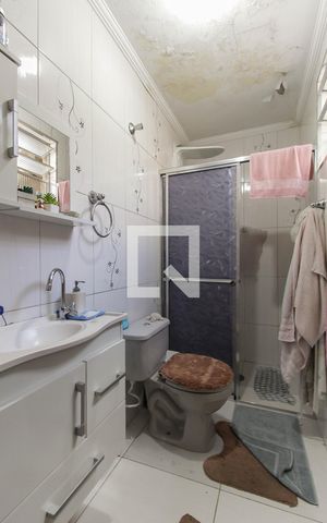 Casa à venda com 120m², 3 quartos e 2 vagasBanheiro da Suíte