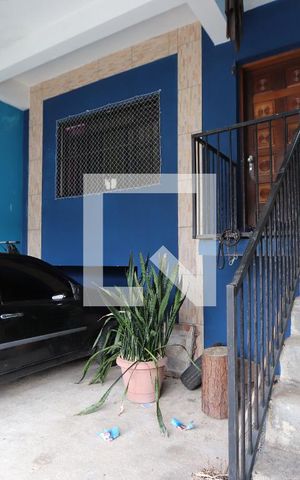 Casa à venda com 170m², 3 quartos e 2 vagasGaragem