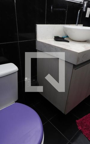 Casa à venda com 170m², 3 quartos e 2 vagasBanheiro da Suíte