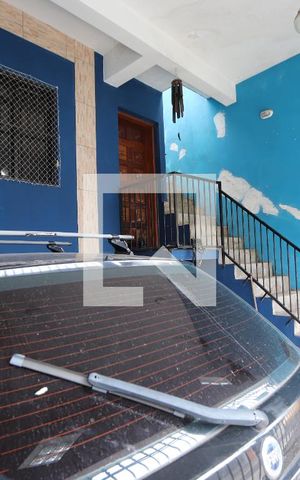 Casa à venda com 170m², 3 quartos e 2 vagasGaragem