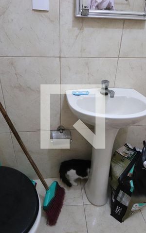 Casa à venda com 170m², 3 quartos e 2 vagasBanheiro Área externa