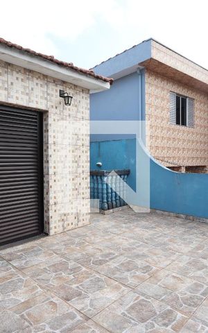 Casa à venda com 170m², 3 quartos e 2 vagasÁrea externa