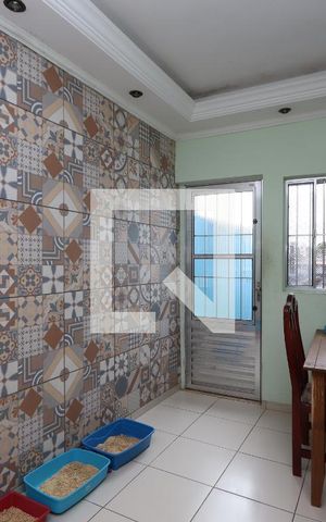 Casa à venda com 170m², 3 quartos e 2 vagasCopa