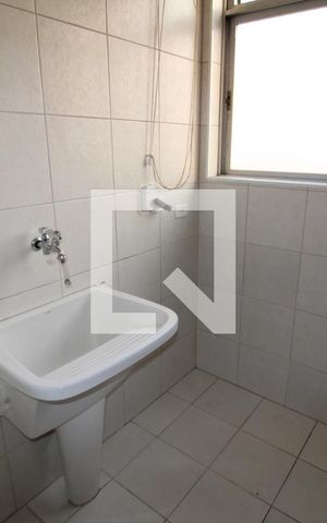 Apartamento à venda com 70m², 3 quartos e 1 vagaÁrea de Serviço
