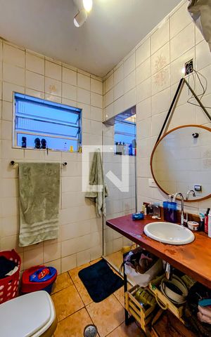 Casa à venda com 137m², 3 quartos e 1 vagaBanheiro