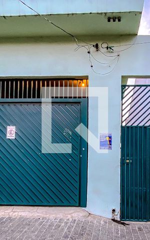 Casa à venda com 137m², 3 quartos e 1 vagaFachada