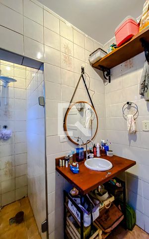 Casa à venda com 137m², 3 quartos e 1 vagaBanheiro