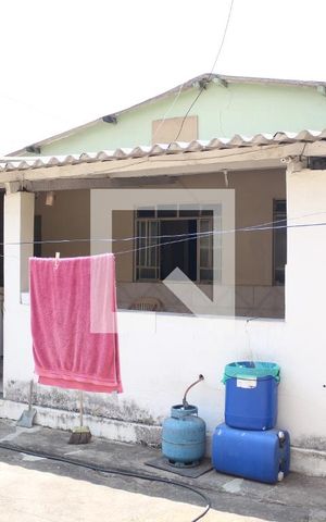Casa à venda com 360m², 3 quartos e 2 vagasQuintal