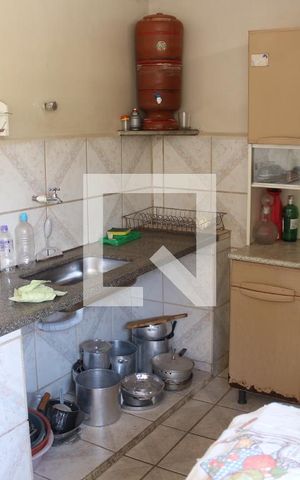 Casa à venda com 360m², 3 quartos e 2 vagasCozinha e Área de Serviço