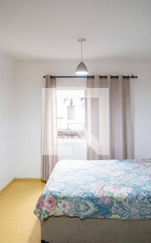 Studio à venda com 35m², 1 quarto e sem vaga Studio à venda com 35m², 1 quarto e sem vagaSala/Quarto