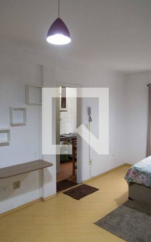 Studio à venda com 35m², 1 quarto e sem vaga Studio à venda com 35m², 1 quarto e sem vagaSala/Quarto