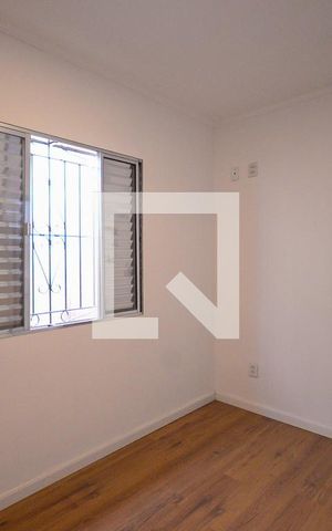 Casa à venda com 150m², 4 quartos e 2 vagas Casa à venda com 150m², 4 quartos e 2 vagasQuarto 1