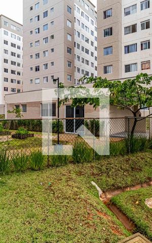 Apartamento para alugar com 41m², 2 quartos e sem vagaÁrea comum - Salão de festas