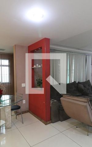 Casa à venda com 466m², 4 quartos e 12 vagas Casa à venda com 466m², 4 quartos e 12 vagasSala