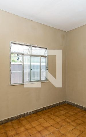 Casa para alugar com 120m², 2 quartos e 1 vaga Casa para alugar com 120m², 2 quartos e 1 vagaSala